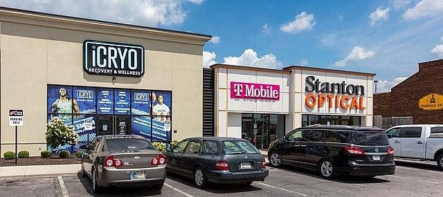 401-407 E Coliseum Blvd, Fort Wayne, IN à vendre - Photo principale – Image 1 sur 9