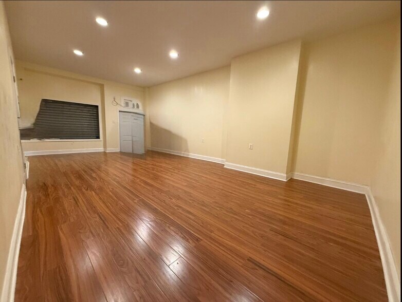 804 Christian St, Philadelphia, PA à louer - Photo de l’immeuble – Image 2 sur 3