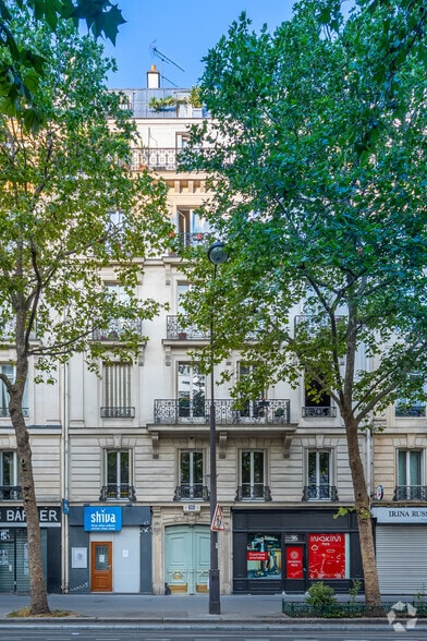 Local commercial dans Paris à louer - Photo de l’immeuble – Image 2 sur 2