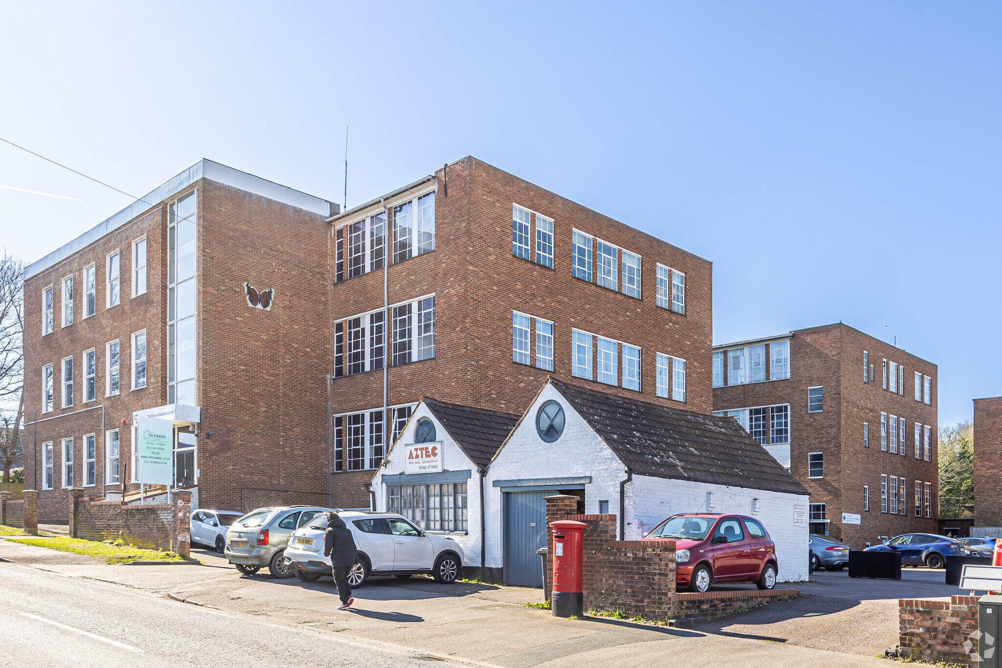 Pixmore Ave, Letchworth Garden City à louer Photo principale– Image 1 sur 82