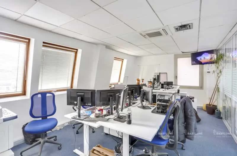 Bureau dans Paris à vendre - Photo de l’immeuble – Image 3 sur 3