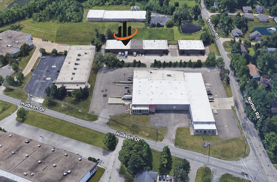 1217-1227 Norton Rd, Hudson, OH à louer - Photo de l’immeuble – Image 2 sur 5