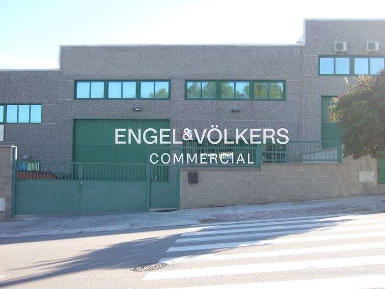 Industriel/Logistique dans Castellgalí, Barcelona à louer - Photo de l’immeuble – Image 1 sur 51