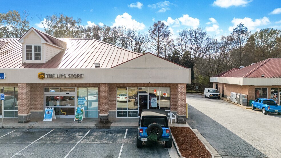 11242 Cumming Hwy, Canton, GA à louer - Photo de l’immeuble – Image 2 sur 19