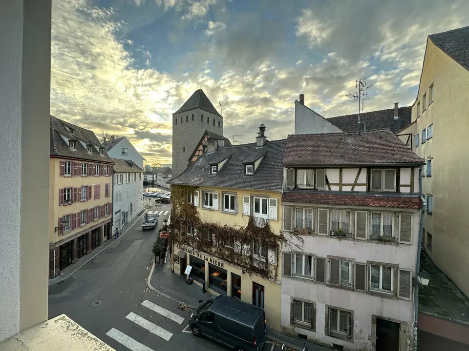 Bureau dans Strasbourg à louer Photo de l’immeuble– Image 1 sur 13