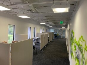 1910 Park Meadows Dr, Fort Myers, FL à vendre Photo intérieure– Image 1 sur 5