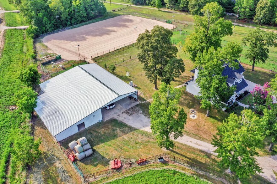 23707 Sanders Cemetery Rd, Magnolia, TX à vendre - Photo principale – Image 1 sur 20
