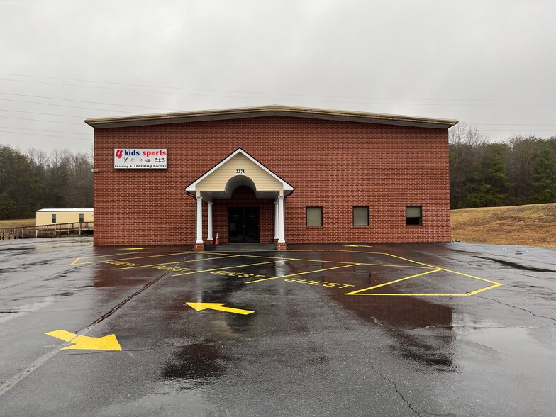 2271 Harrington Hwy, Eden, NC à vendre - Photo principale – Image 1 sur 3