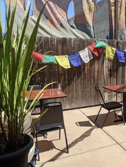 342-350 N 4th Ave, Tucson, AZ à louer - Photo de l’immeuble – Image 3 sur 8