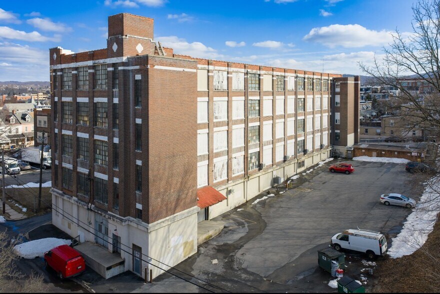 747-763 Pittston St, Allentown, PA à vendre - Photo de l’immeuble – Image 2 sur 40