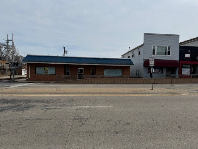 202 S Bridge St, Yorkville, IL à vendre - Photo de l’immeuble – Image 3 sur 29