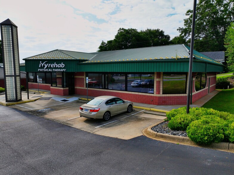 189 W Main St, Forest City, NC à louer - Photo de l’immeuble – Image 3 sur 4