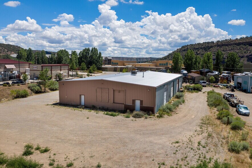 1163 Dominguez Dr, Durango, CO à vendre - Photo de l’immeuble – Image 3 sur 6