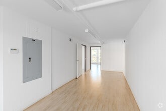 90 N Coast Highway 101, Encinitas, CA à louer Photo intérieure– Image 2 sur 8