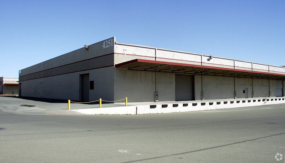 4251 Iowa St, Benicia, CA à louer - Autre – Image 2 sur 6