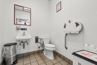 Plus de détails pour 841-869 Jones Hill Rd, West Haven, CT - Local commercial à louer