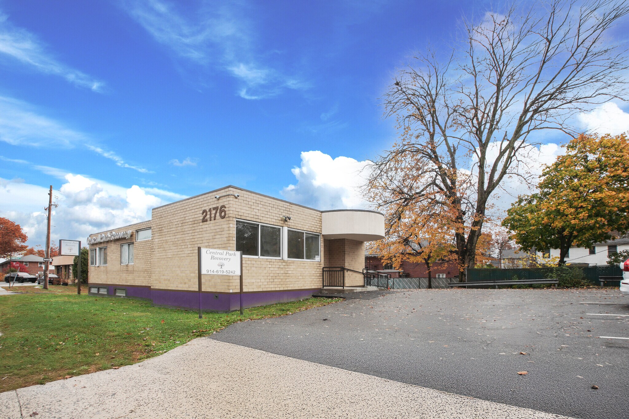 2176 Central Park Ave, Yonkers, NY à vendre Photo de l’immeuble– Image 1 sur 12