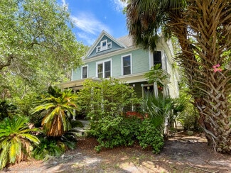 Plus de détails pour 503 NE 4th Ave, Gainesville, FL - Logement à vendre
