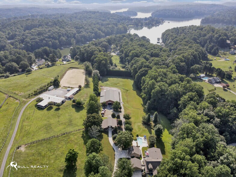 611 Elliott Rd, Dawsonville, GA à vendre - Photo de l’immeuble – Image 2 sur 49