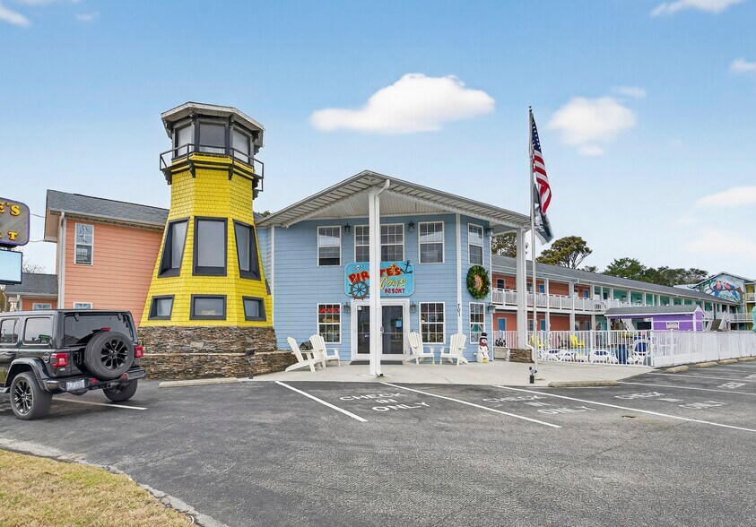 701 N Lake Park Blvd, Carolina Beach, NC à vendre - Photo de l’immeuble – Image 3 sur 20