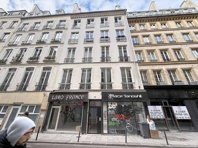 Plus de détails pour Local commercial à louer