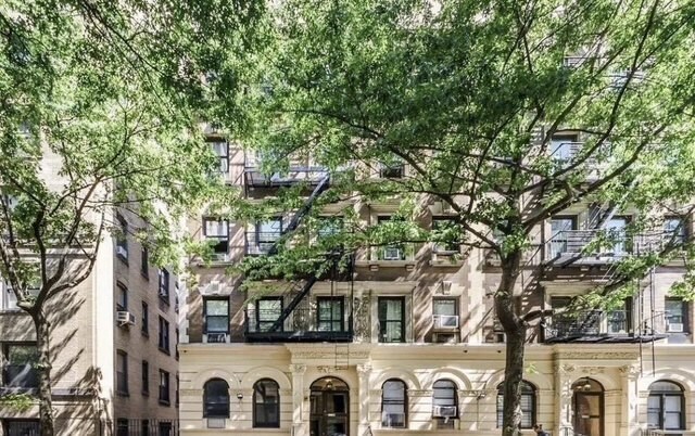 203-205 W 91st St, New York, NY à louer - Photo de l’immeuble – Image 3 sur 6