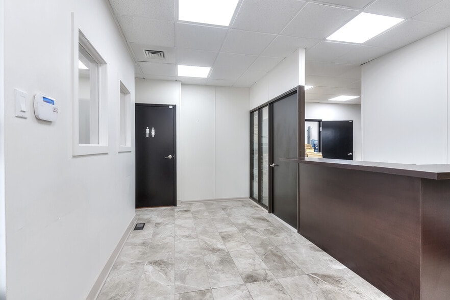 10959 Boul Saint-Vital, Montréal, QC à louer - Photo intérieure – Image 2 sur 9