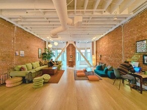 1242 Market St, San Francisco, CA à louer Photo intérieure– Image 1 sur 16