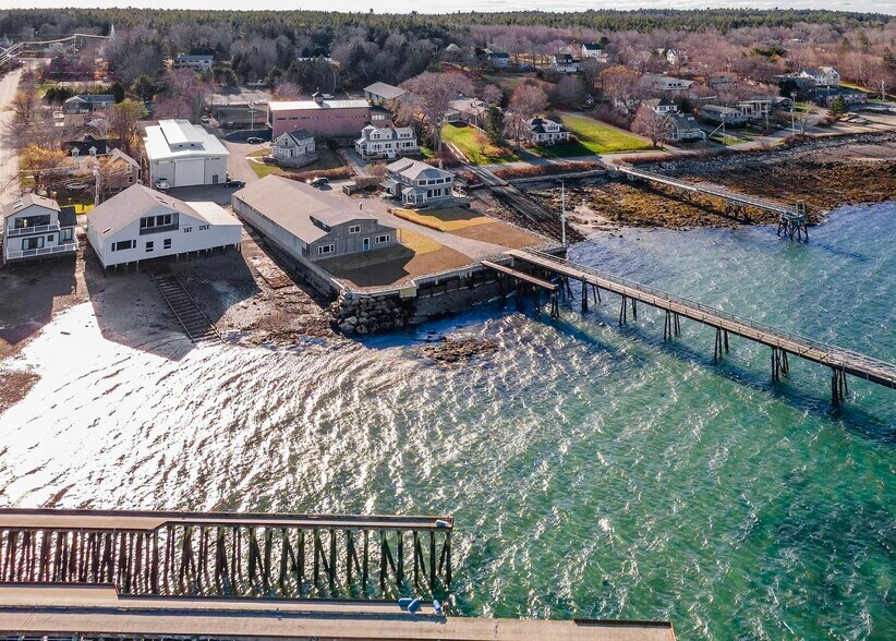 109 Shore Rd, Southwest Harbor, ME à vendre - Photo de l’immeuble – Image 3 sur 53