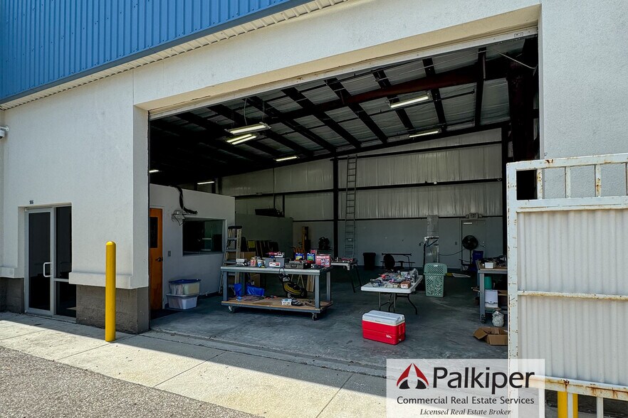 756 Business Park Blvd, Winter Garden, FL à louer - Photo de l’immeuble – Image 2 sur 3