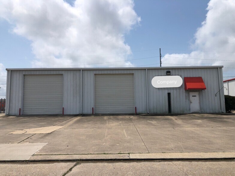 2140 Wellspring, Beaumont, TX à louer - Photo de l’immeuble – Image 1 sur 2