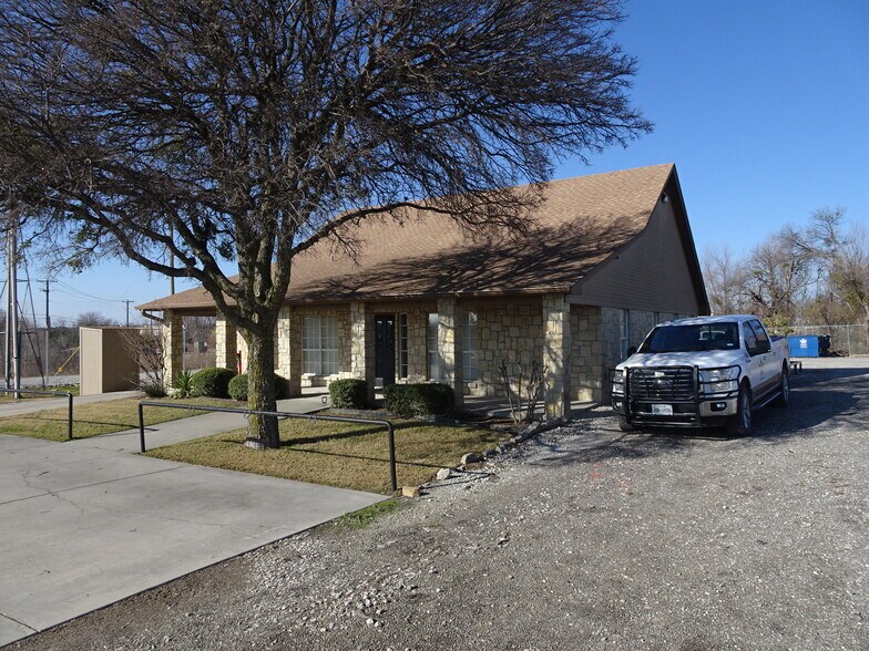 10201 E Bankhead Hwy, Aledo, TX à louer - Photo de l’immeuble – Image 2 sur 13