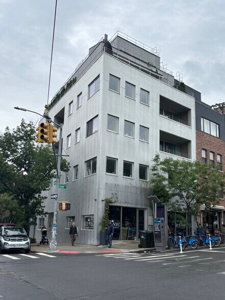 77-79 Grand St, Brooklyn, NY à vendre - Photo de l’immeuble – Image 3 sur 3