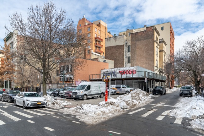 Plus de détails pour 139 Charles St & 685 Washington St – à vendre, New York, NY