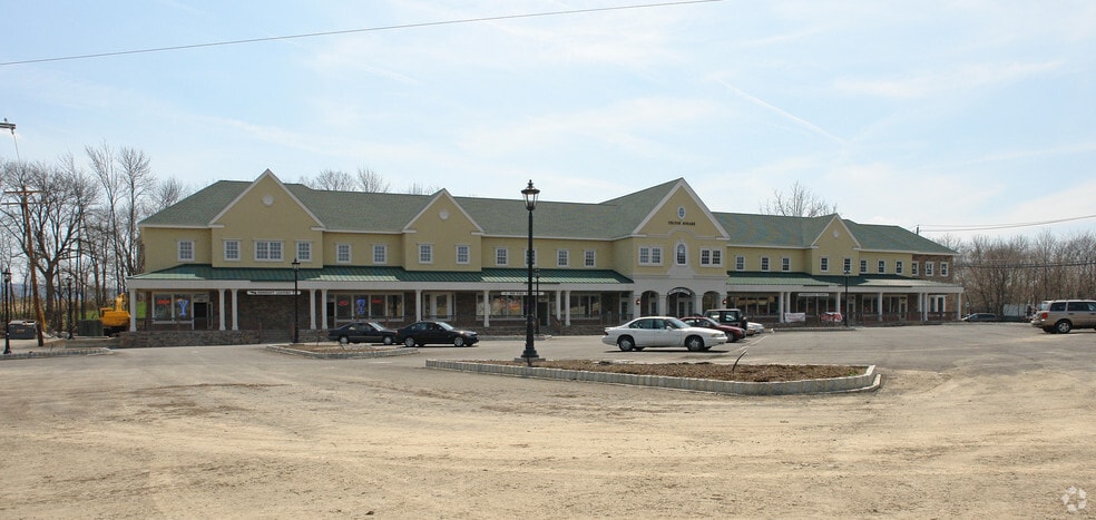6 Depot St, Washingtonville, NY à louer - Photo principale – Image 1 sur 7
