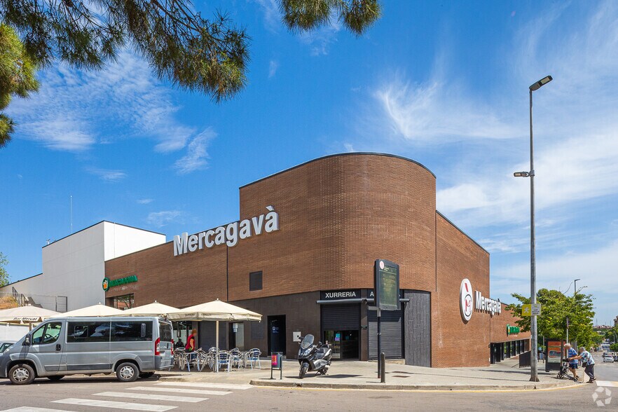 Local commercial dans Gavà, Barcelona à vendre - Photo principale – Image 1 sur 3