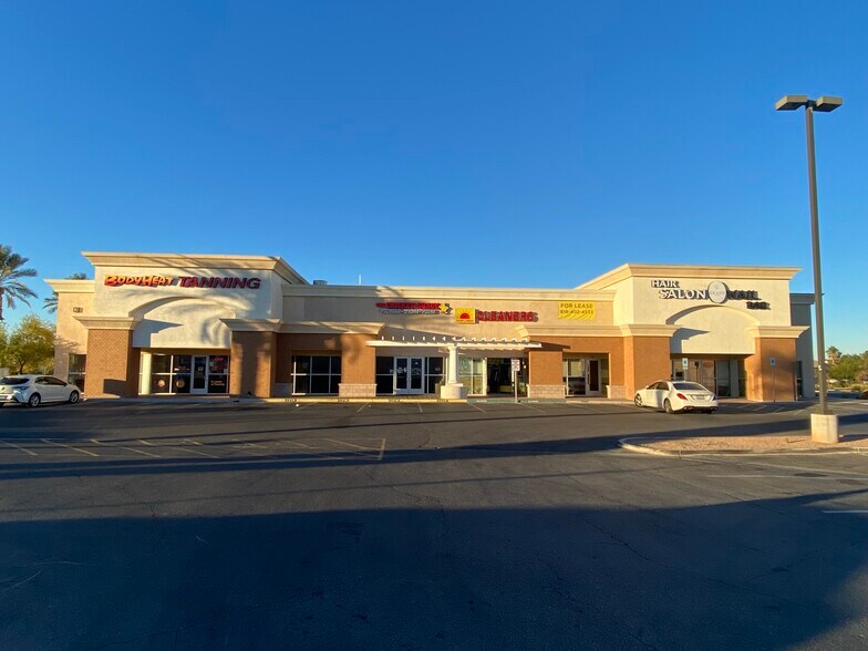 20-60 N Valle Verde Dr, Henderson, NV à louer - Photo de l’immeuble – Image 2 sur 8
