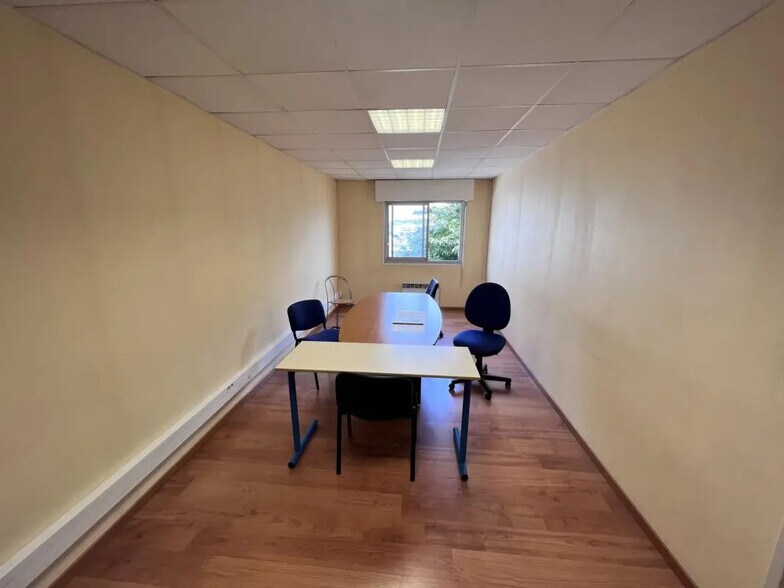 Bureau dans Montpellier à louer - Photo de l’immeuble – Image 3 sur 20
