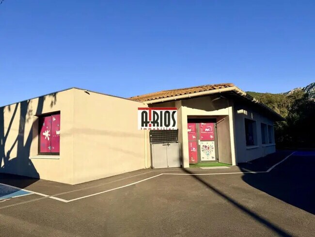 Plus de détails pour Bureau à louer