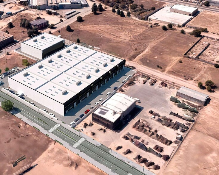 Calle de Columba, Madrid, Madrid à vendre - Photo de l’immeuble – Image 3 sur 10