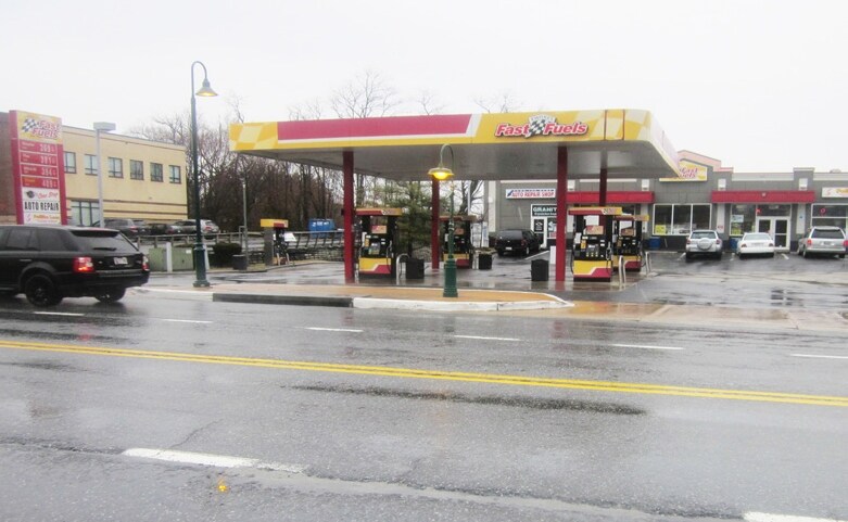 9871 Main St, Damascus, MD à louer - Photo principale – Image 1 sur 8