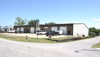 Plus de détails pour 630 Hembry St, Lewisville, TX - Local d'activités à louer