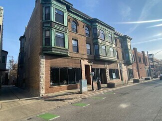 Plus de détails pour 810-812 North Blvd, Oak Park, IL - Local commercial à vendre