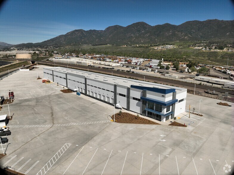 19472 Cajon Blvd, San Bernardino, CA à louer – Image 3 sur 10