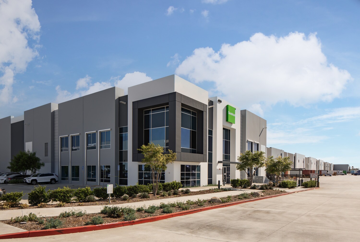 4200-4250 Shirley Ave, El Monte, CA à louer Photo principale– Image 1 sur 14