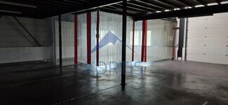 Plus de détails pour Local d'activités à louer