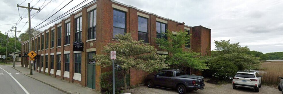 11 Main St, Mystic, CT à louer - Photo de l’immeuble – Image 3 sur 5