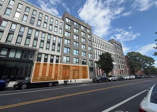 2363 Bedford Ave, Brooklyn, NY à louer Photo intérieure– Image 1 sur 11