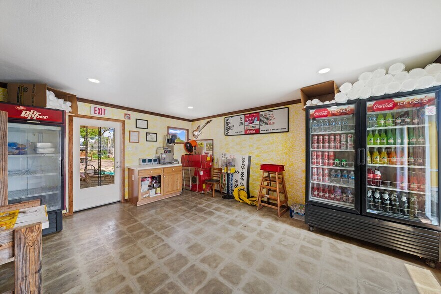 4455 Highway 27, Kerrville, TX à vendre - Photo de l’immeuble – Image 3 sur 28