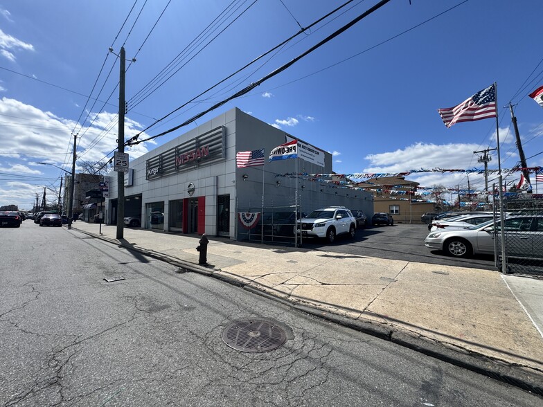 2758 Coney Island Ave, Brooklyn, NY à louer - Photo de l’immeuble – Image 3 sur 17